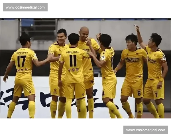 亚冠焦点战广州恒大迎战阿尔阿赫利荣耀与实力的正面对决巅峰较量