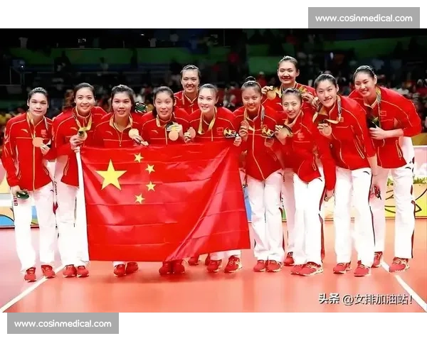 北京奥运会中美女排巅峰对决中国女排力战美国书写经典之夜传奇赛 北京奥运会中美女排巅峰对决中国女排力战美国书写经典之夜传奇赛